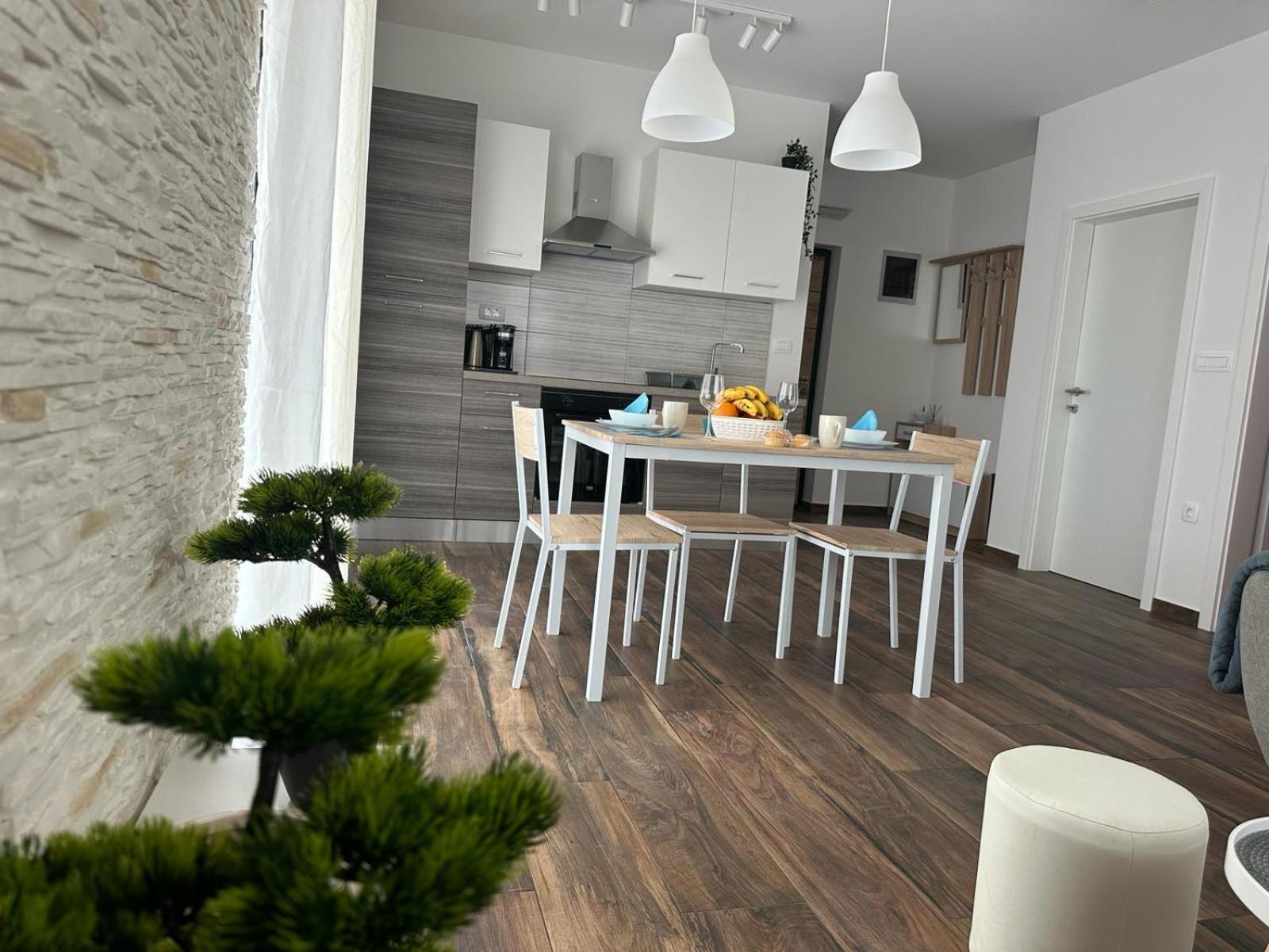 Apartments Harmony Hills Póla Kültér fotó