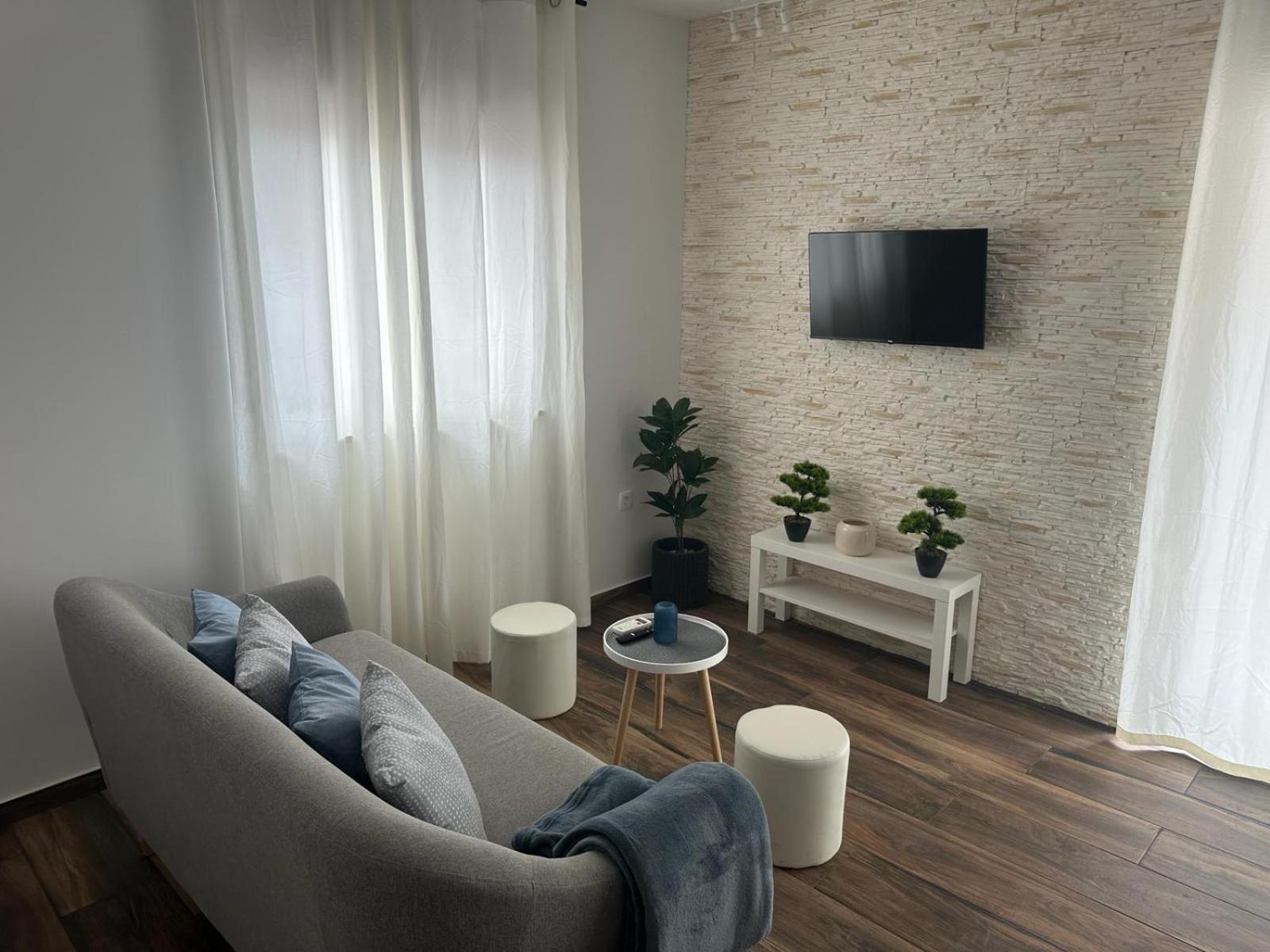 Apartments Harmony Hills Póla Kültér fotó
